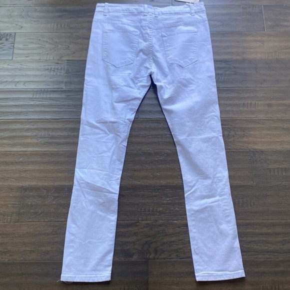 NEW WHITE DISTRESSED DENIM SZ 32 - Picture 2 of 2